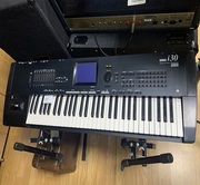 Продам синтезатор Korg i30HD